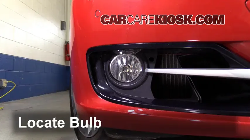 2013 BMW 335i xDrive 3.0L 6 Cyl. Turbo Sedan Lights Fog Light (replace bulb)